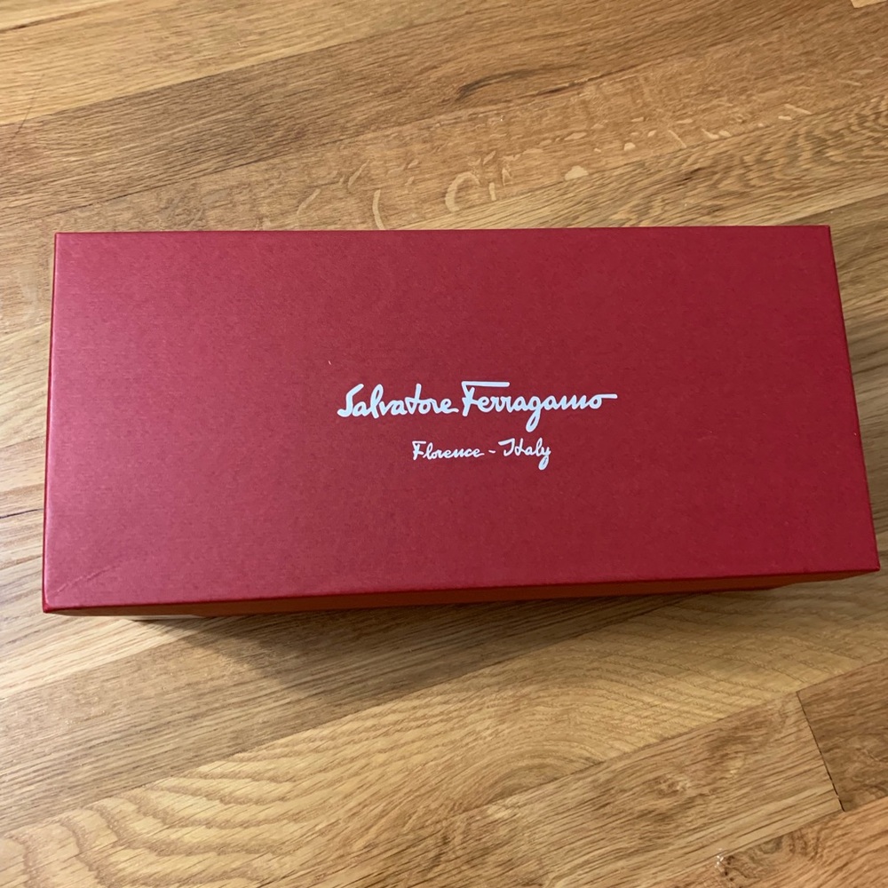 Ferragamo shoe box